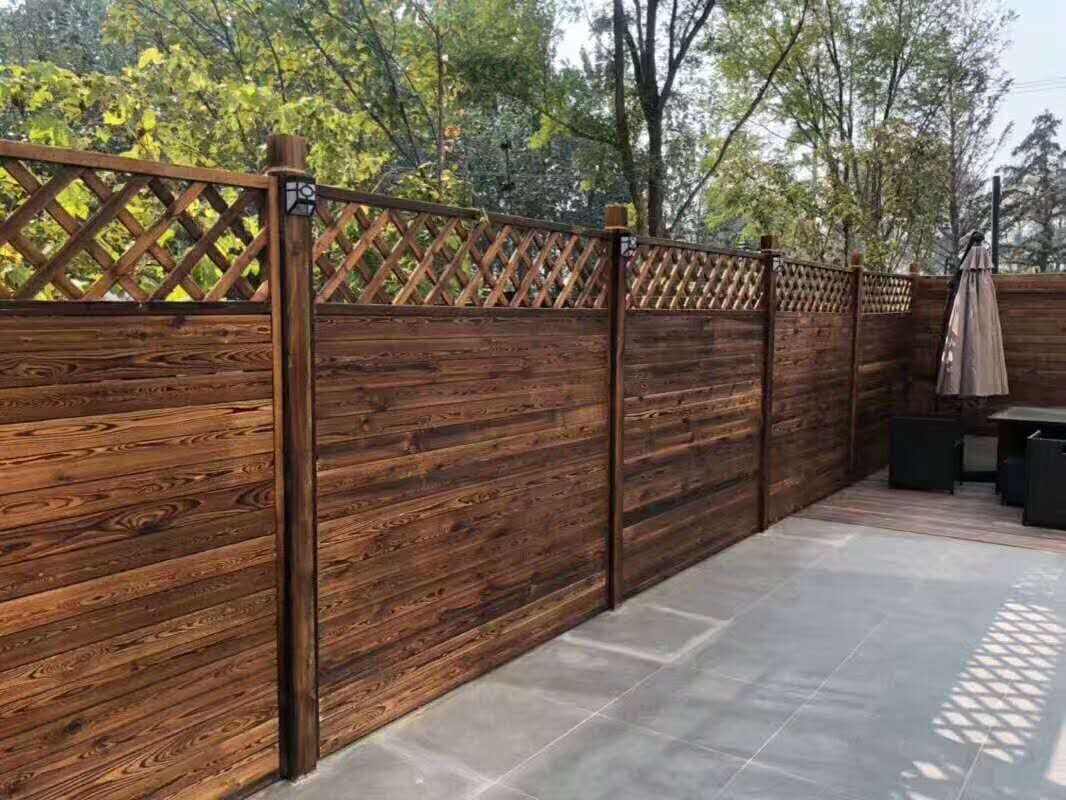 湖南碳化木厂家,长沙防腐木公司,防腐木凉亭,防腐木花架,防腐木葡萄架,防腐木木屋别墅,防腐木小品制作,碳化木,碳化木价格,防腐木价格,防腐木厂家,防腐木地板,防腐木护栏,防腐木座椅,菠萝格防腐木,防腐木景观小品,别墅庭院规划设计,湖南防腐木公司,木道步工程,防腐木木桥,园林防腐木