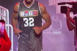43岁小斯打BIG3有点降维打击啊这翻身跳投！还有油？