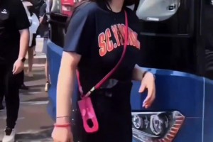 杀气藏不住！李梦一个眼神，梦回巅峰时刻